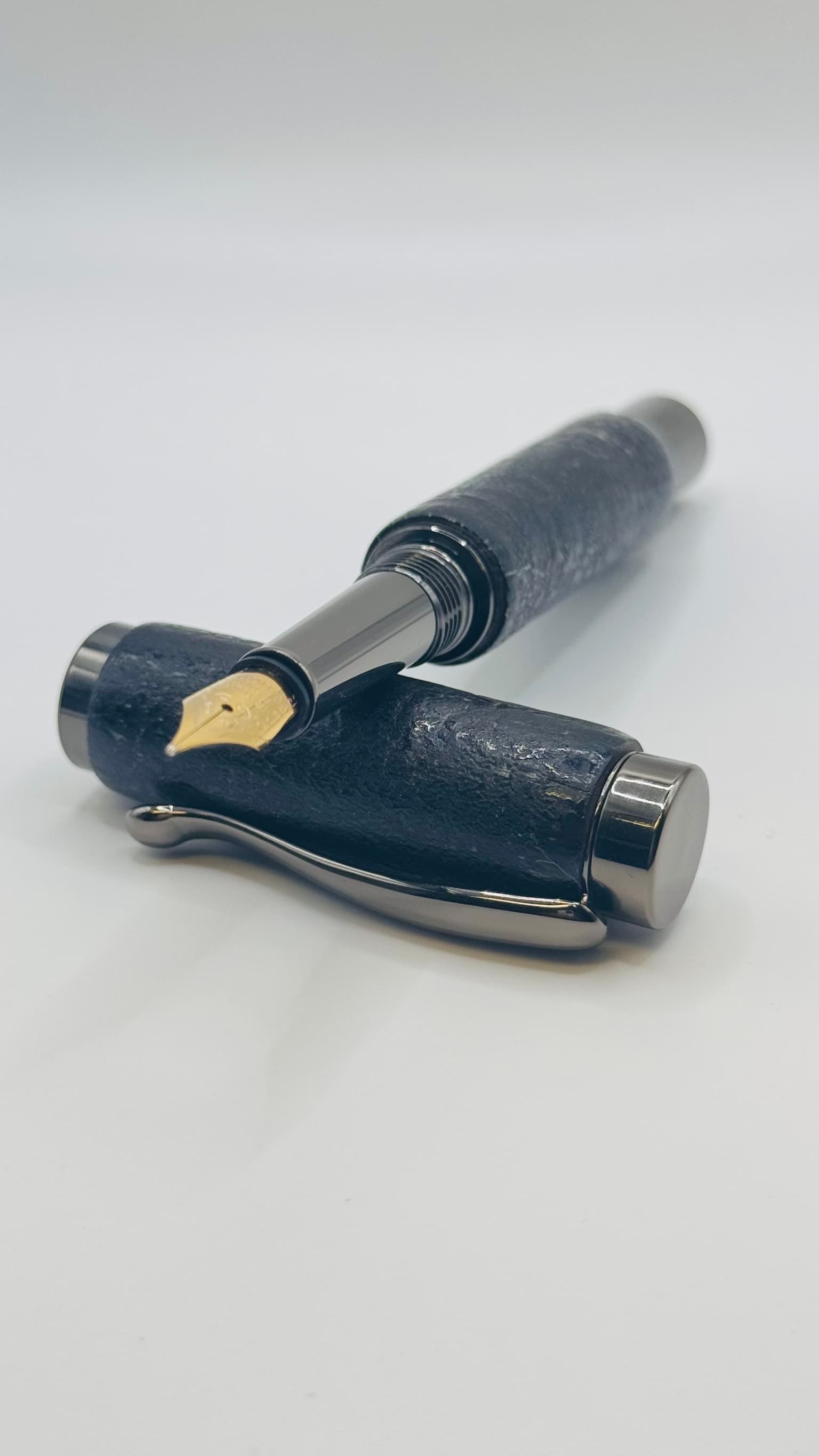 No. 4, handcrafted LIGNORAE fountain pen in Ziricote ( Cordia dodecandra A.DC.) Guatemala, The First One Hundred edition piece