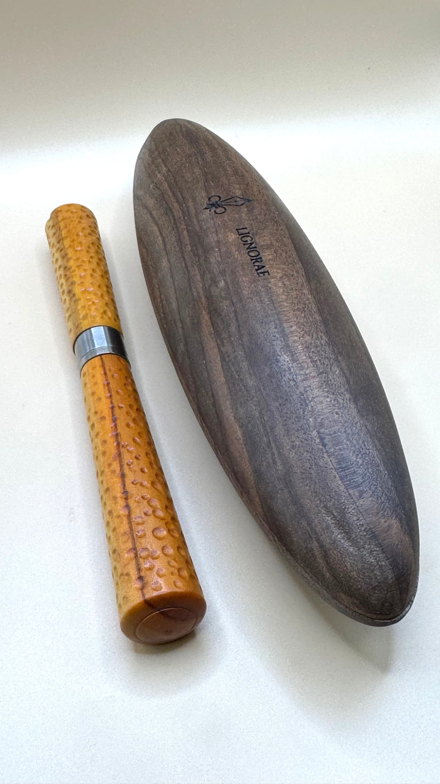 No. 46 - Points, handcrafted LIGNORAE fountain pen in Peroba Rosa Salmon (Aspidosperma polyneuron), The First One Hundred edition piece